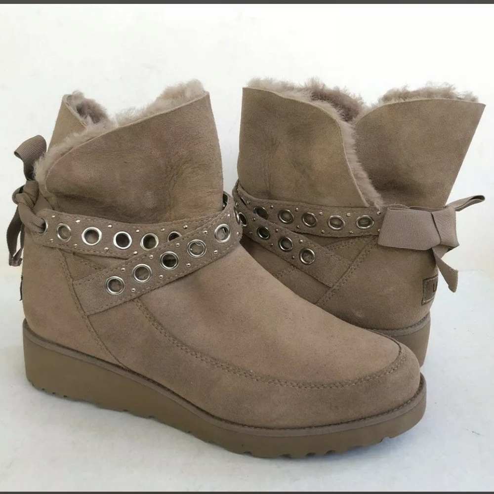 Women’s UGG ALISIA FAWN MINI BOOTS